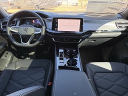 Volkswagen Atlas Cross Sport 2.0T SE w/Technology FWD 2026