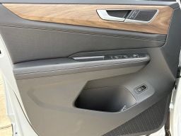 Volkswagen Atlas 2.0T SE w/Technology FWD 2026