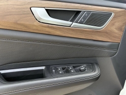 Volkswagen Atlas 2.0T SE w/Technology FWD 2026