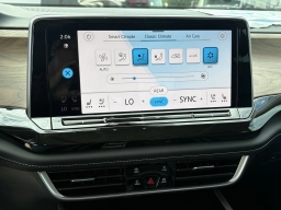 Volkswagen Atlas 2.0T SE w/Technology FWD 2026