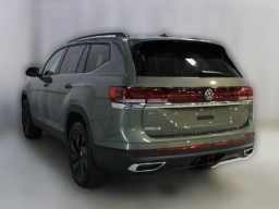 Volkswagen Atlas 2.0T SE w/Technology FWD 2026