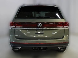 Volkswagen Atlas 2.0T SE w/Technology FWD 2026