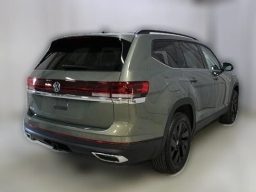 Volkswagen Atlas 2.0T SE w/Technology FWD 2026