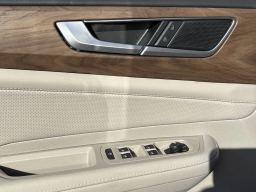 Volkswagen Atlas 2.0T SE w/Technology FWD 2026