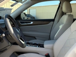 Volkswagen Atlas 2.0T SE w/Technology FWD 2026