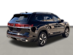 Volkswagen Atlas 2.0T SE w/Technology FWD 2026
