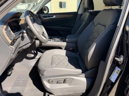 Volkswagen Atlas 2.0T SE w/Technology FWD 2026