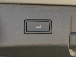 Volkswagen Atlas 2.0T SE w/Technology FWD 2026