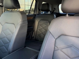 Volkswagen Atlas 2.0T SE w/Technology FWD 2026