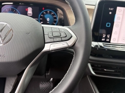 Volkswagen Atlas 2.0T SE w/Technology FWD 2026