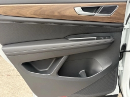 Volkswagen Atlas 2.0T SE w/Technology FWD 2026