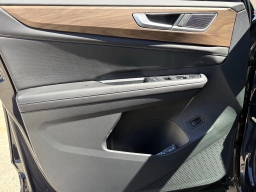 Volkswagen Atlas 2.0T SE w/Technology FWD 2026