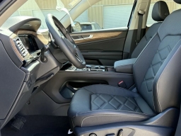 Volkswagen Atlas 2.0T SE w/Technology FWD 2026