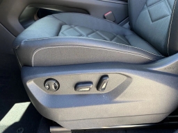 Volkswagen Atlas 2.0T SE w/Technology FWD 2026