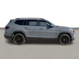 Volkswagen Atlas 2.0T SE w/Technology FWD 2026