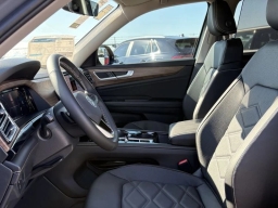 Volkswagen Atlas 2.0T SE w/Technology FWD 2026