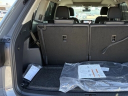 Volkswagen Atlas 2.0T SE w/Technology FWD 2026