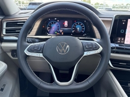 Volkswagen Atlas 2.0T SE w/Technology FWD 2026