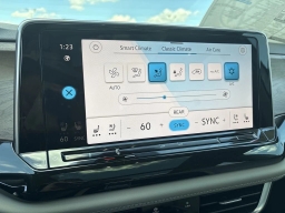 Volkswagen Atlas 2.0T SE w/Technology FWD 2026