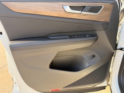 Volkswagen Atlas 2.0T SE w/Technology FWD 2026