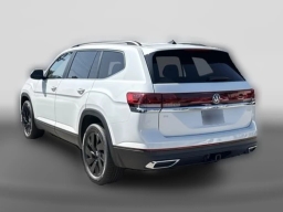 Volkswagen Atlas 2.0T SE w/Technology FWD 2026
