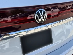 Volkswagen Atlas 2.0T SE w/Technology FWD 2026