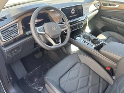 Volkswagen Atlas 2.0T SE w/Technology FWD 2026