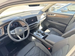 Volkswagen Atlas 2.0T SE w/Technology FWD 2026