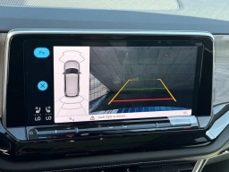 Volkswagen Atlas 2.0T SE w/Technology FWD 2026