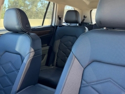 Volkswagen Atlas 2.0T SE w/Technology FWD 2026