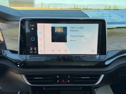 Volkswagen Atlas 2.0T SE w/Technology FWD 2026