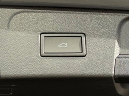 Volkswagen Atlas 2.0T SE w/Technology FWD 2026