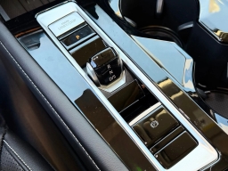 Volkswagen Atlas 2.0T SE w/Technology FWD 2026