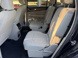 Volkswagen Atlas 2.0T SE w/Technology FWD 2026