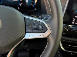 Volkswagen Atlas 2.0T SE w/Technology FWD 2026