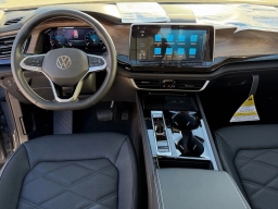 Volkswagen Atlas 2.0T SE w/Technology FWD 2026