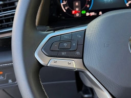 Volkswagen Atlas 2.0T SE w/Technology FWD 2026