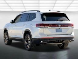 Volkswagen Atlas 2.0T SE w/Technology FWD 2026