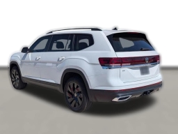 Volkswagen Atlas 2.0T SE w/Technology FWD 2025