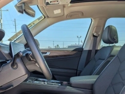 Volkswagen Atlas 2.0T SE w/Technology FWD 2025
