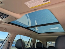 Volkswagen Atlas 2.0T SE w/Technology FWD 2025