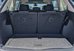 Volkswagen Atlas 2.0T SE w/Technology FWD 2025