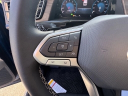 Volkswagen Atlas 2.0T SE w/Technology FWD 2025