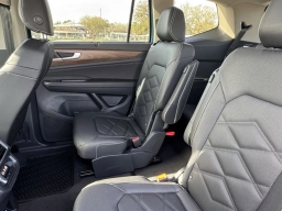 Volkswagen Atlas 2.0T SE w/Technology FWD 2025