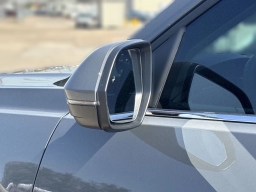 Volkswagen Atlas 2.0T SE w/Technology FWD 2025