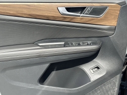 Volkswagen Atlas 2.0T SE w/Technology FWD 2025