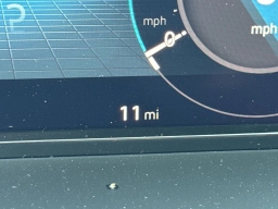 Volkswagen Atlas 2.0T SE w/Technology FWD 2025