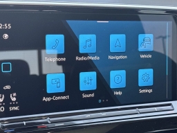 Volkswagen Atlas 2.0T SE w/Technology FWD 2025