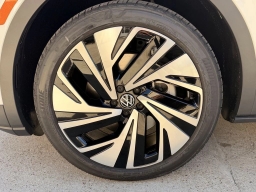 Volkswagen ID.4 Pro S Plus AWD 2025