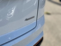 Volkswagen Atlas Cross Sport 2.0T SE w/Technology 4MOTION 2026